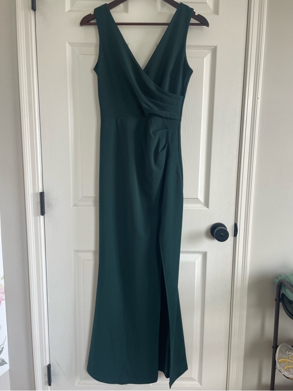 NWT Dark Green V Neck Maxi Dress Sleeveless Fit & Flare Formal Evening Dress
